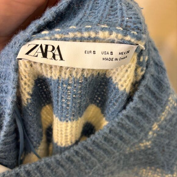 Zara Blue & White Striped Mock Neck Cropped Wool Blend Sweater Size Small - Picture 5 of 6